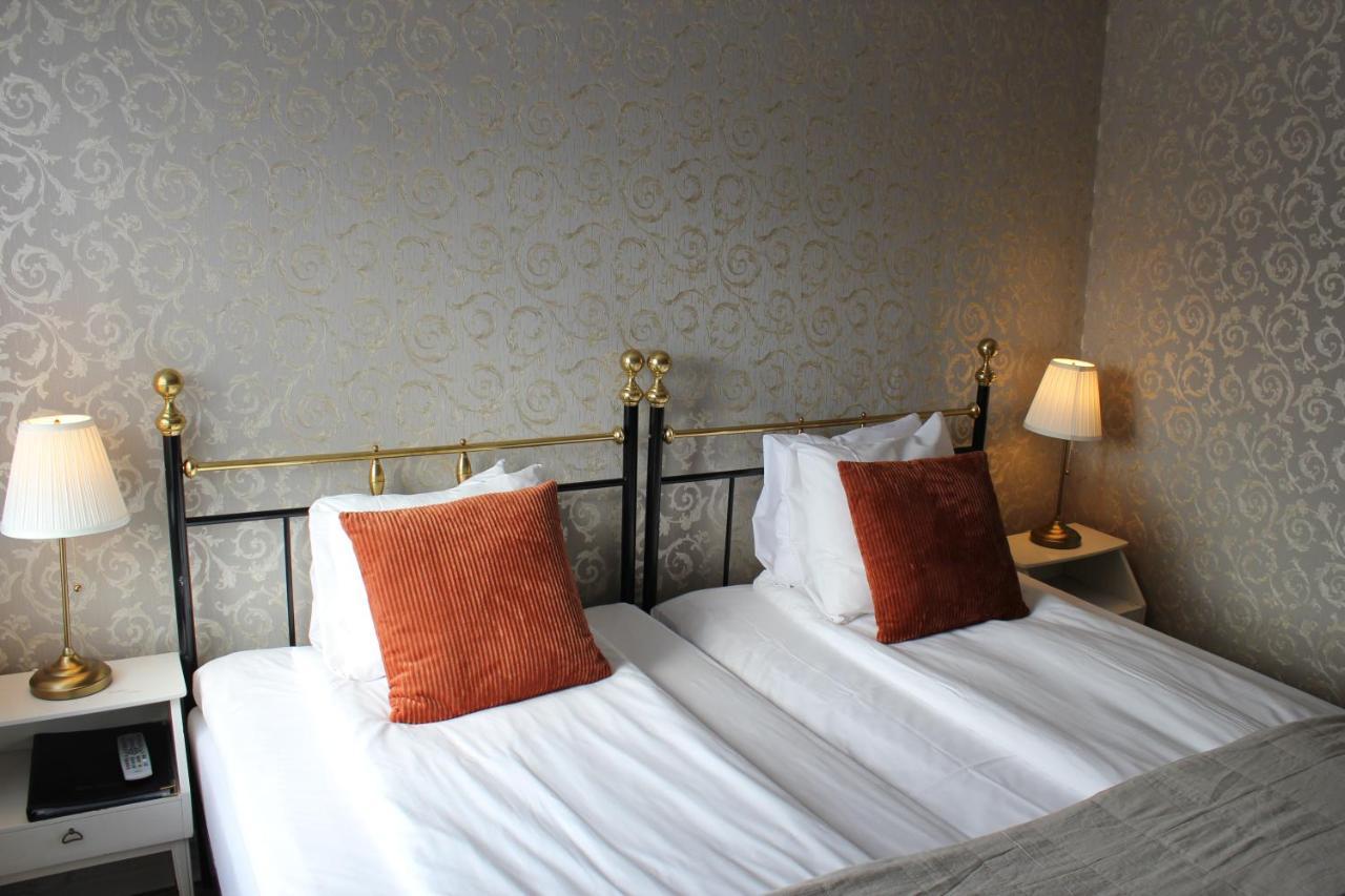 Hotel Pensionat Granparken Norrtälje Extérieur photo