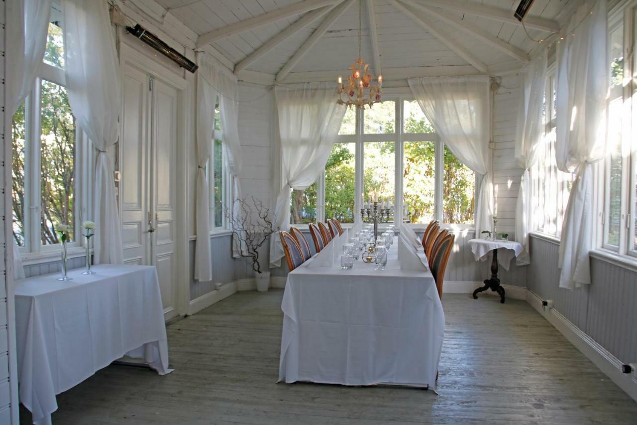 Hotel Pensionat Granparken Norrtälje Extérieur photo